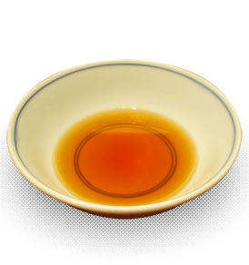 山口県周防大島産のだいだい酢を使用。萩のだいだいを絞り、醤油と合わせた自家製ポン酢